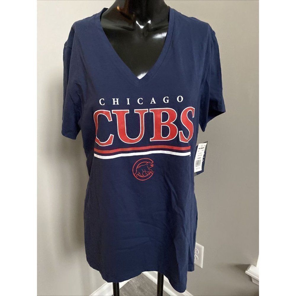 Ladies Large Genuine Merchandise V-Neck Chicago Cubs Shirt. New With Tags!!